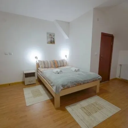 Apartment Luka *